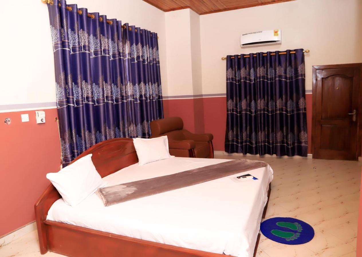 Osaah Bema Lodge Antoa Bagian luar foto