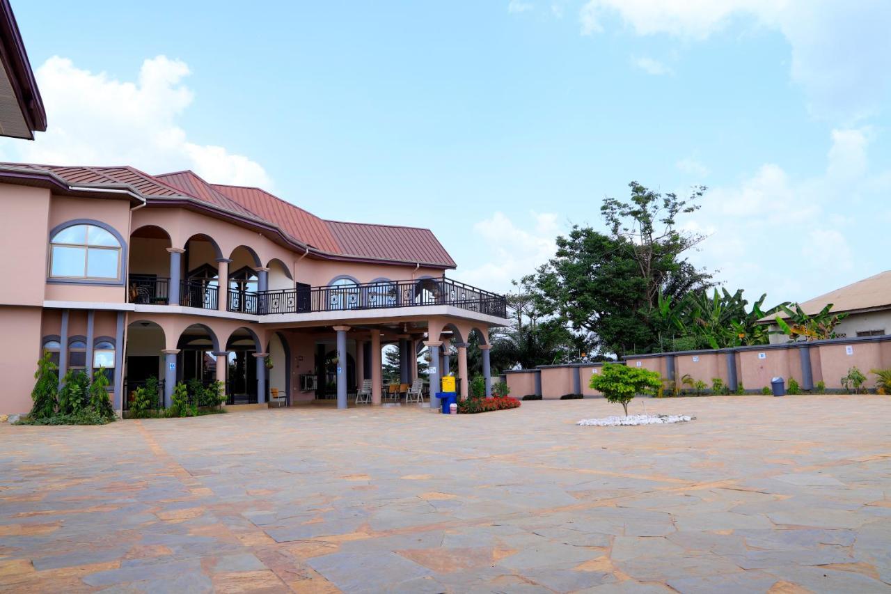 Osaah Bema Lodge Antoa Bagian luar foto