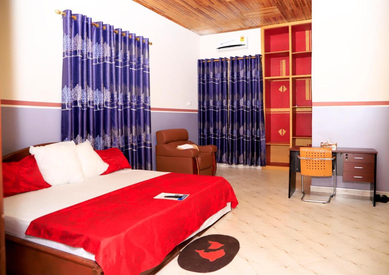 Osaah Bema Lodge Antoa Bagian luar foto