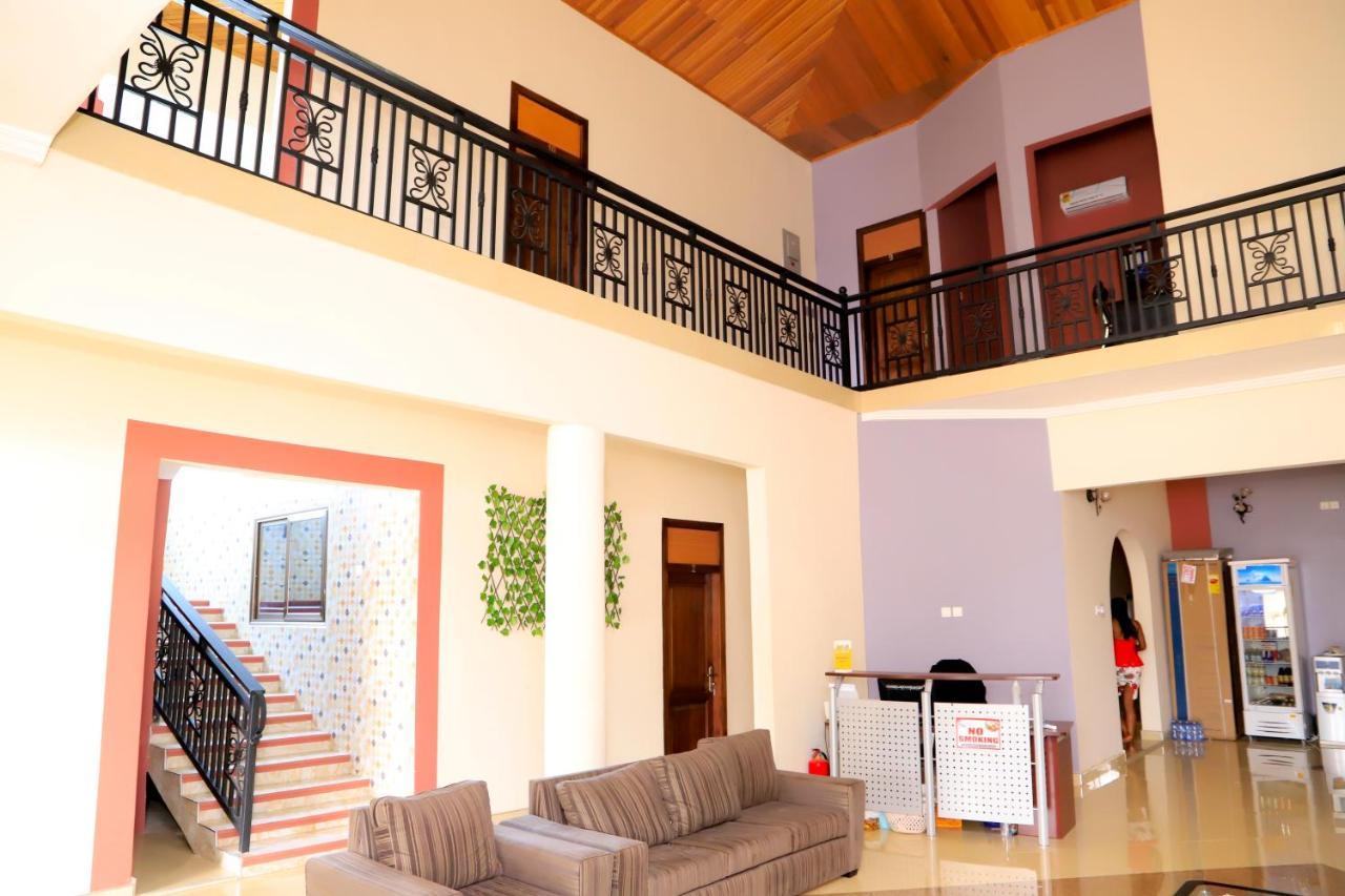 Osaah Bema Lodge Antoa Bagian luar foto